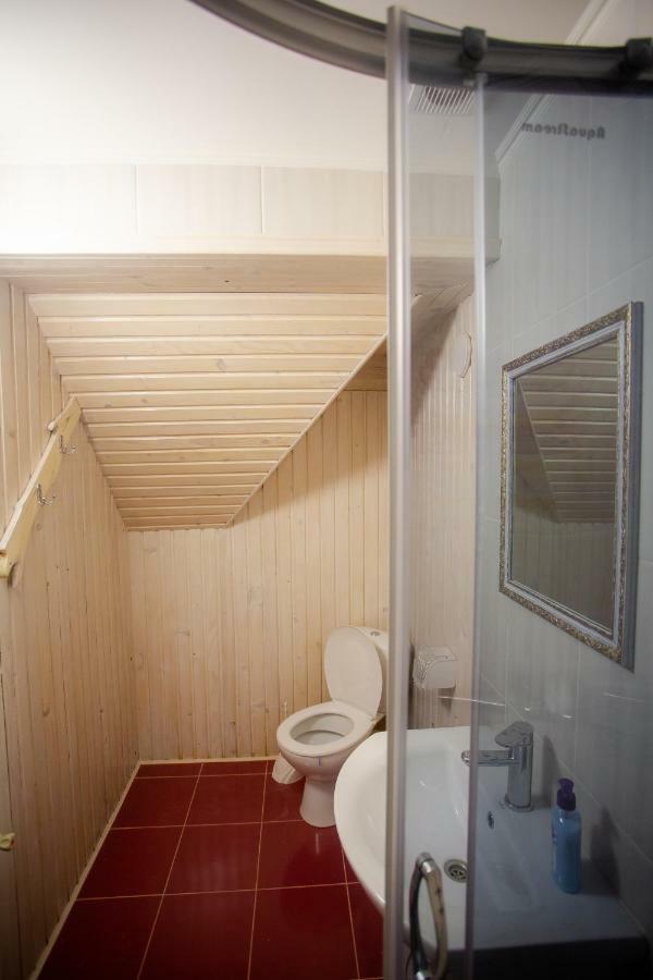 Сервус Guest Yaremche Exterior foto