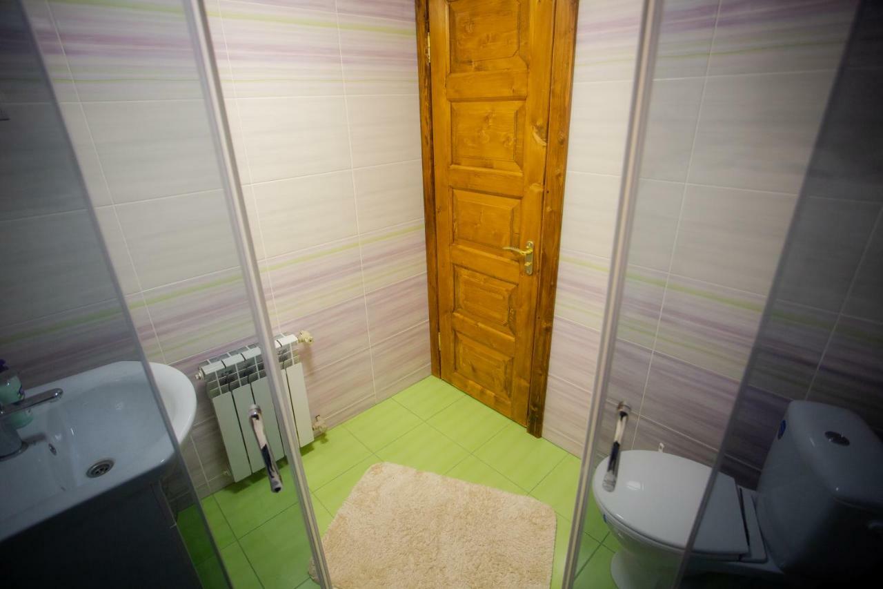 Сервус Guest Yaremche Exterior foto