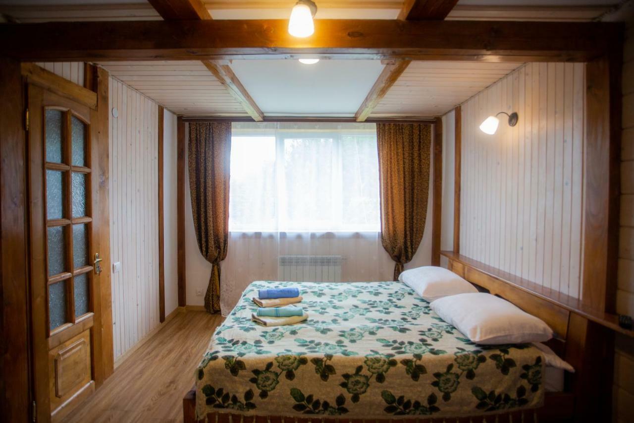 Сервус Guest Yaremche Exterior foto