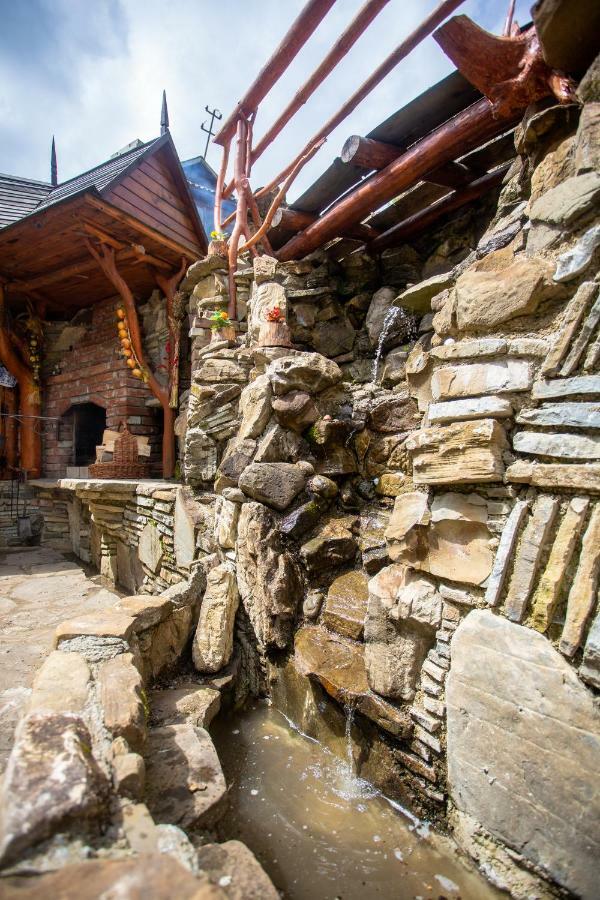 Сервус Guest Yaremche Exterior foto